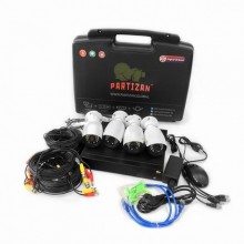 PARTIZAN Outdoor Kit 1MP 4xAHD